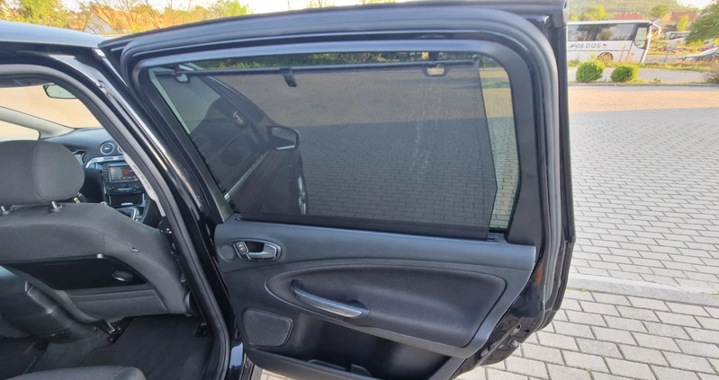 Ford S-Max cena 38800 przebieg: 260000, rok produkcji 2012 z Sobótka małe 781